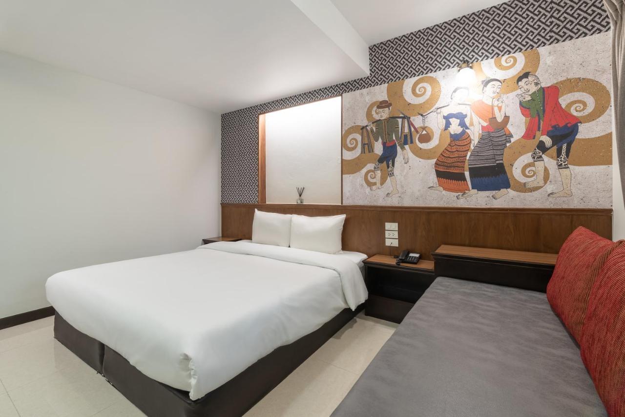 Cozytel Chiangmai Hotel Чиангмай Екстериор снимка